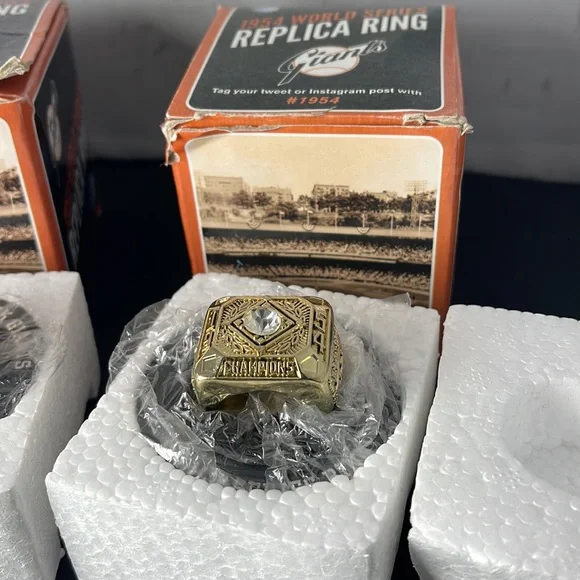 San Francisco Giants 1954 World Series replica ring lot of 2 - Picture 3 of 9